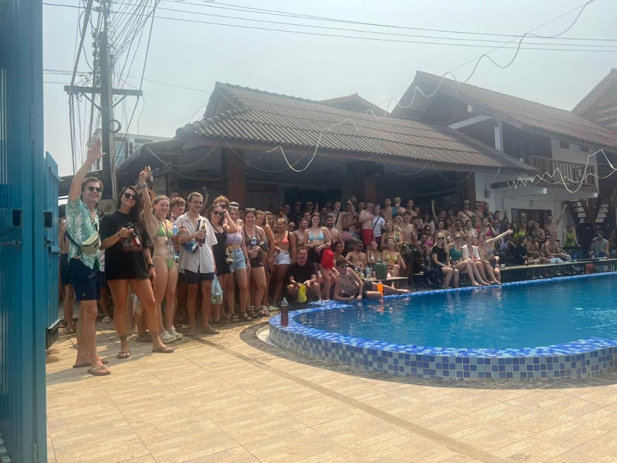 Nana Backpackers Hostel Vang Vieng Ngoại thất bức ảnh
