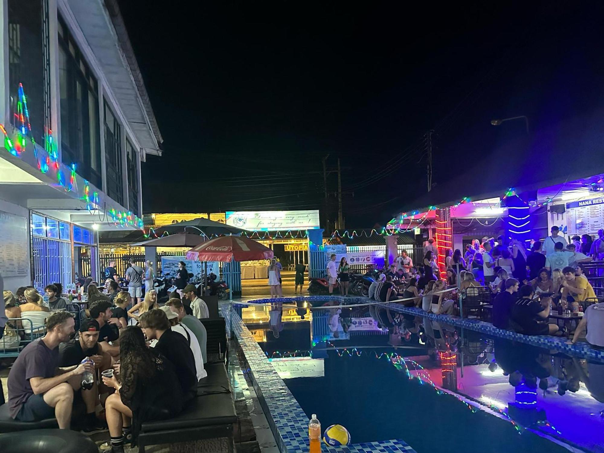 Nana Backpackers Hostel Vang Vieng Ngoại thất bức ảnh