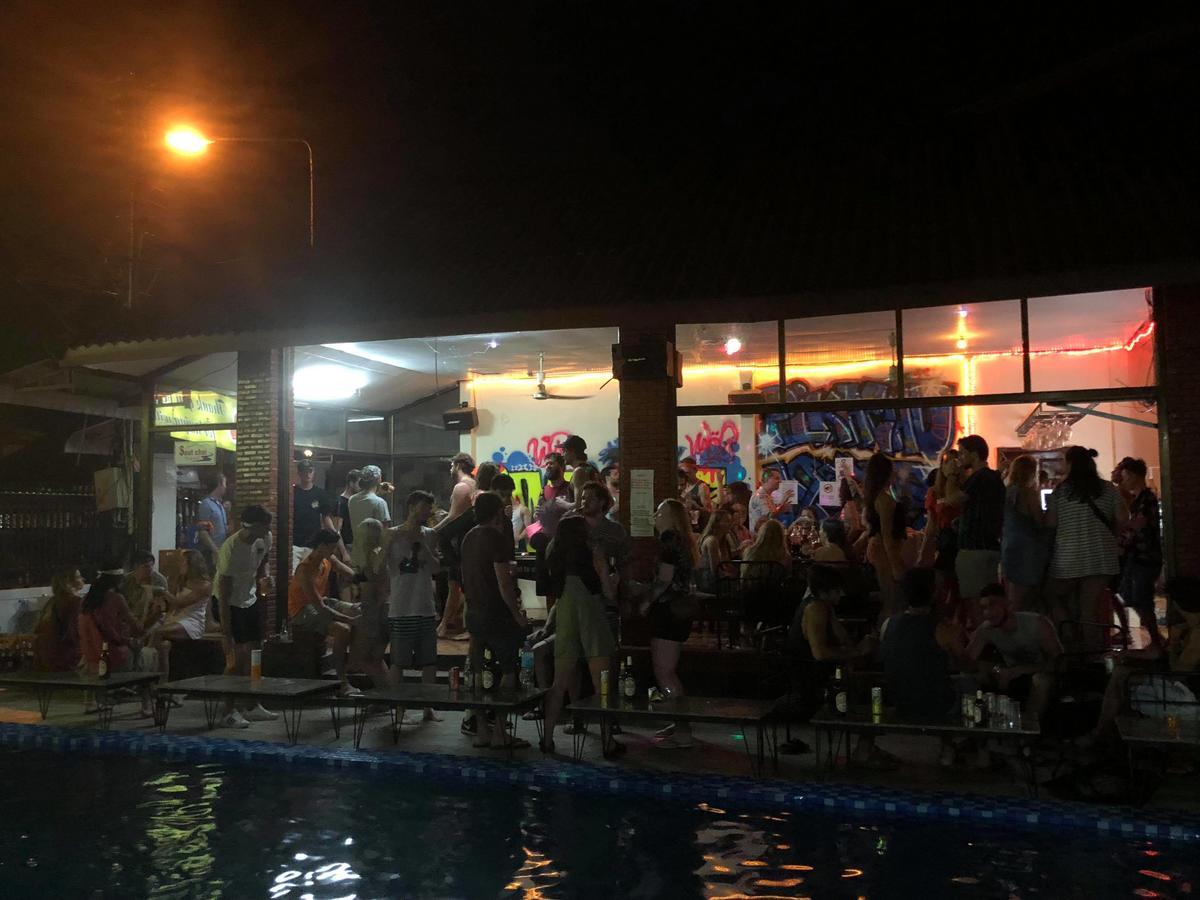 Nana Backpackers Hostel Vang Vieng Ngoại thất bức ảnh