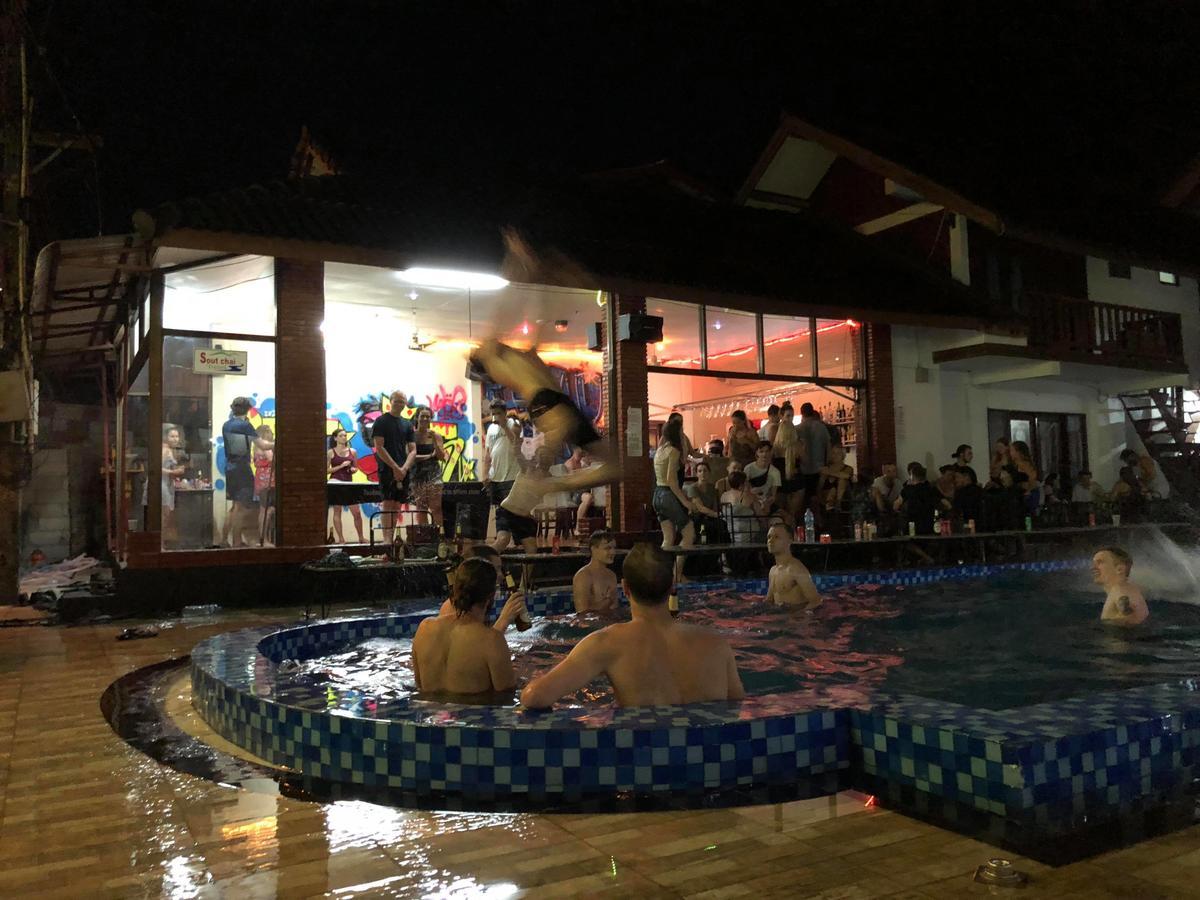 Nana Backpackers Hostel Vang Vieng Ngoại thất bức ảnh